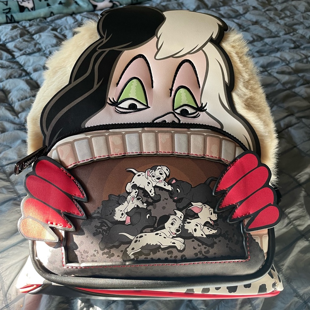 Loungefly Disney Villains Series Backpack: Cruella Deville 101 Dalmatians